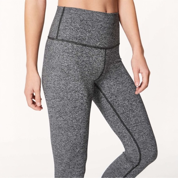 Lululemon •Wunder Under Hi-Rise Tight *Luon 28" Heathered Black Size 4 - Picture 2 of 10